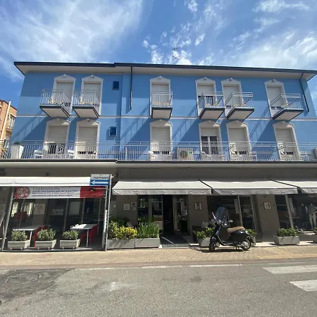 T Hotel- Adults Only, Pet Free 호텔