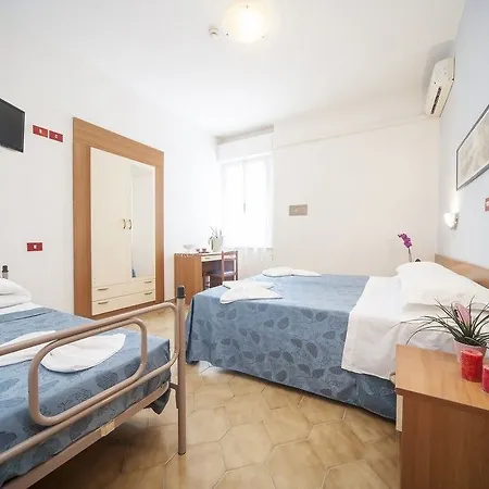 호텔 T Hotel- Adults Only, Pet Free 3*
