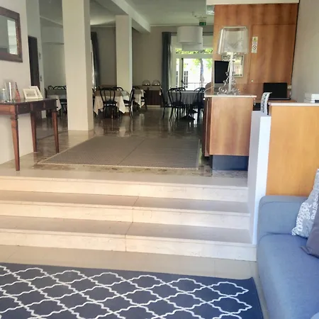 T Hotel- Adults Only, Pet Free 호텔